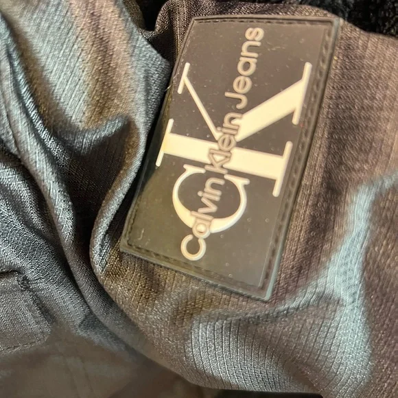 Calvin Klein winter Scuba black Jacket like New. Lined gray fleece. Extra warm - Picture 15 of 16